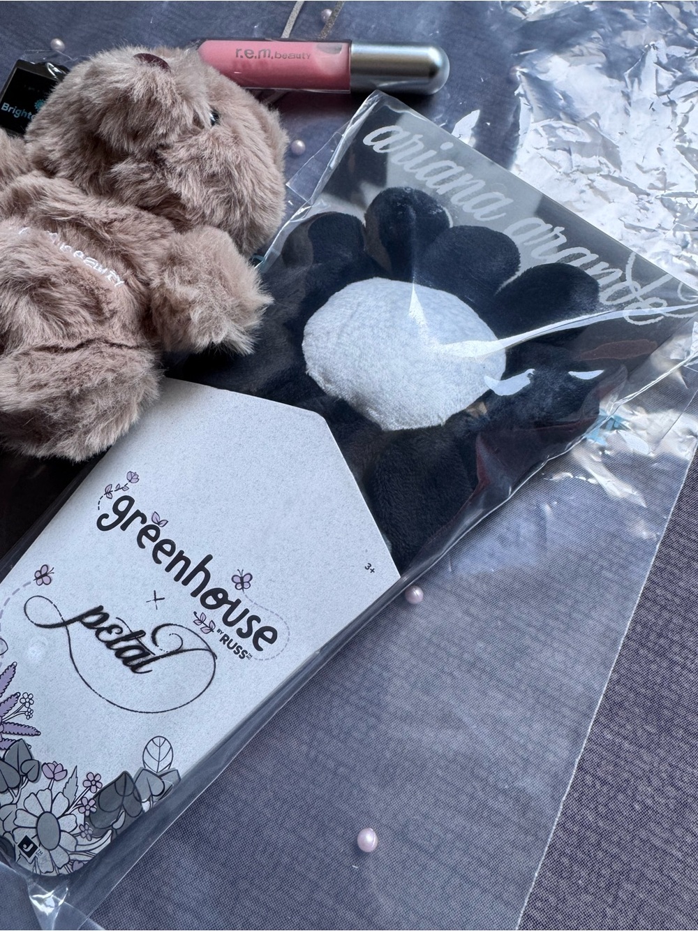 ♾️ Ariana Grande Eternal Sunshine Tour Bear Plush Petal Plush & Keychain Bundle - Picture 4 of 5